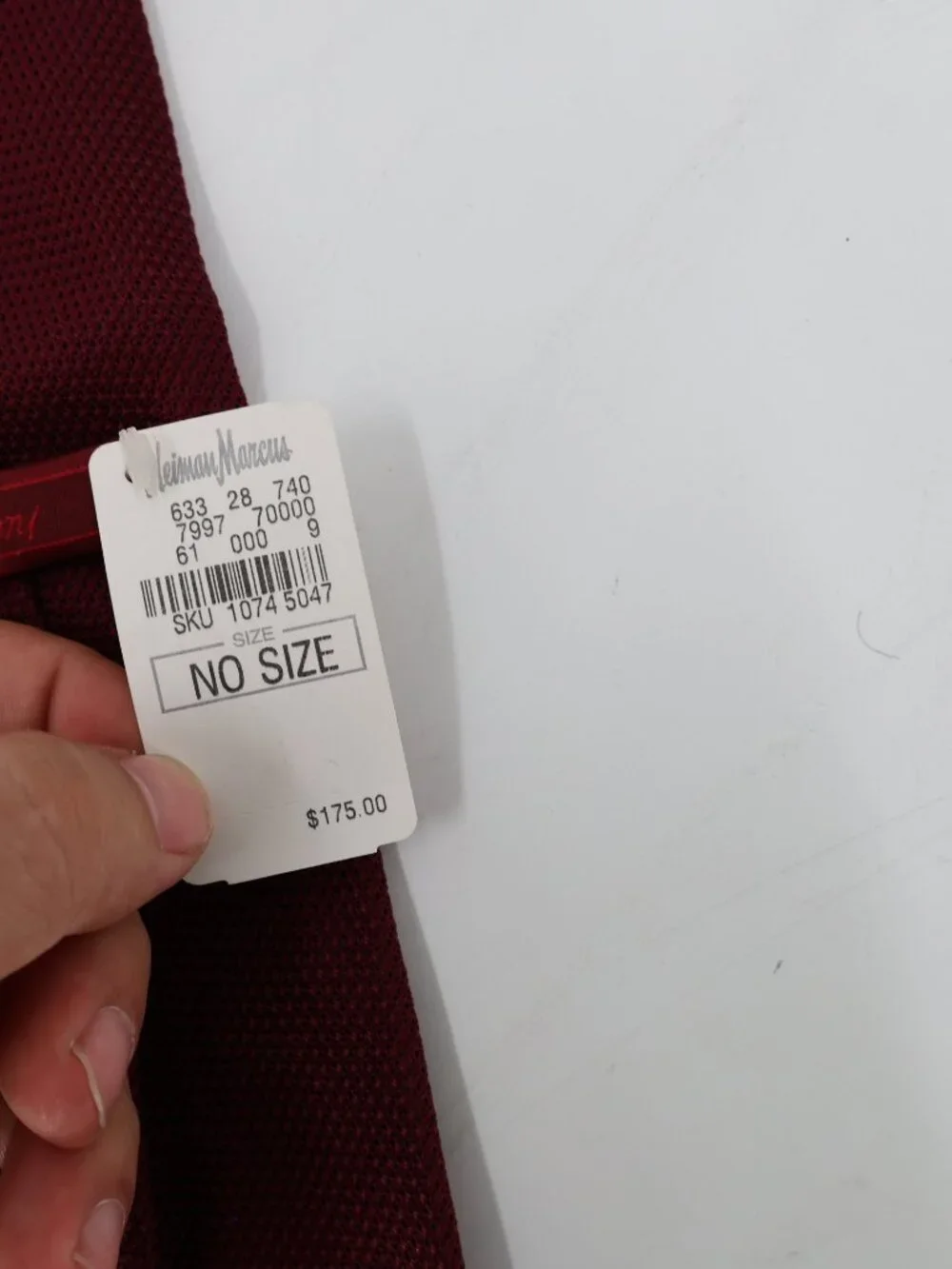 NWT Brioni Tie Men's w4 L60 knit Silk Necktie Hand Made in Italy Burgundy luxury